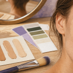 Comment choisir son fond de teint sans effet masque : teinte, sous-ton et texture visibles